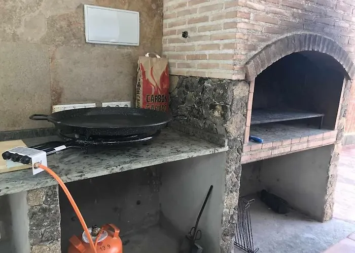 El Batan 37 Personas Feriehus Toledo