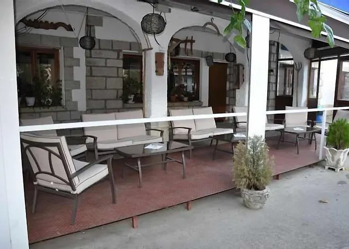 El Batan 37 Personas * Tolède