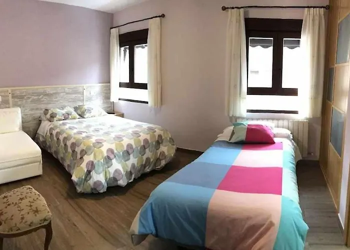 El Batan 37 Personas Holiday home Toledo